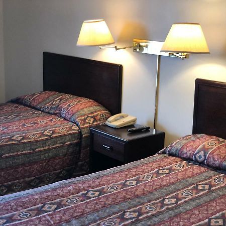 Westwind Motor Inn Drayton Valley Exterior photo