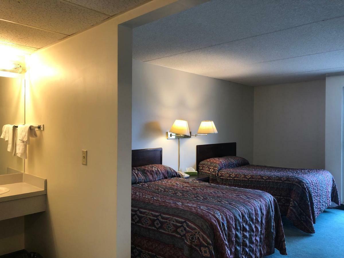 Westwind Motor Inn Drayton Valley Exterior photo